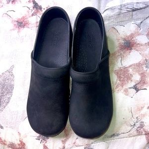 Clogs Nursing shoes size 12 brand NWOT